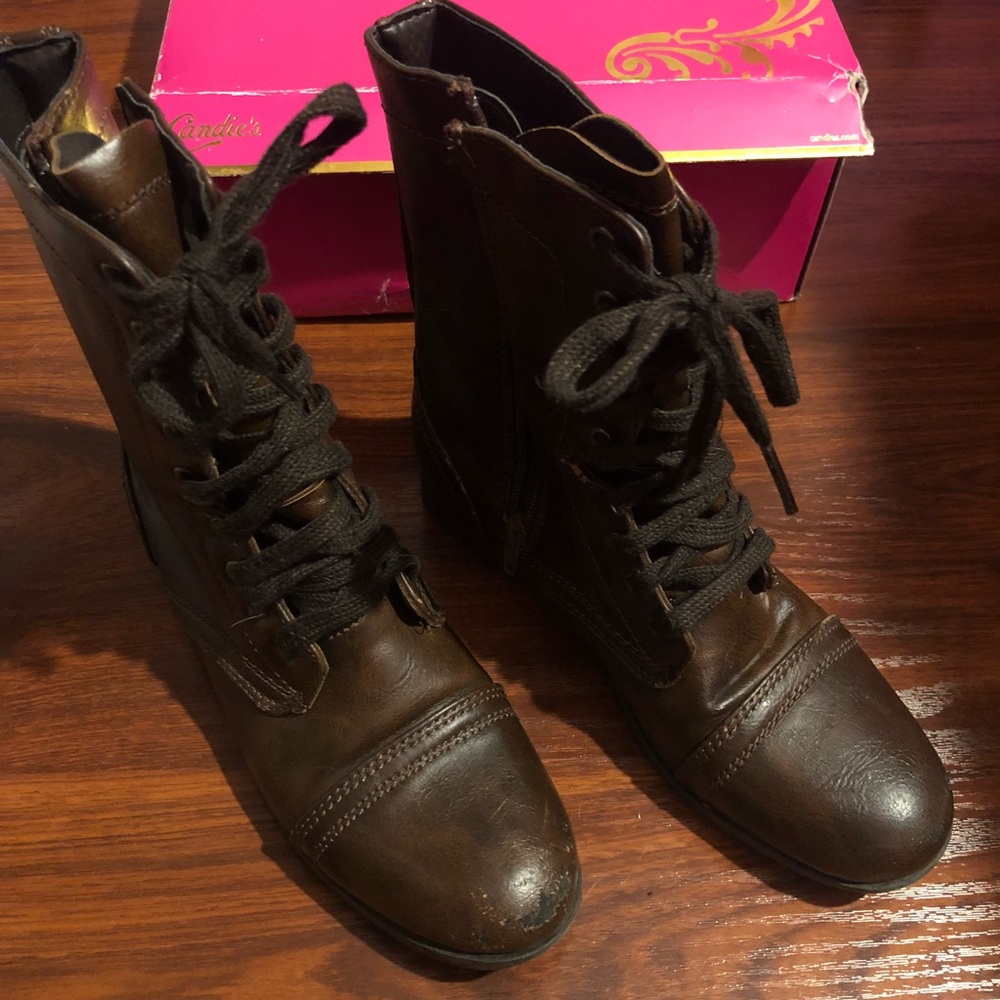 Brown Combat boots!!